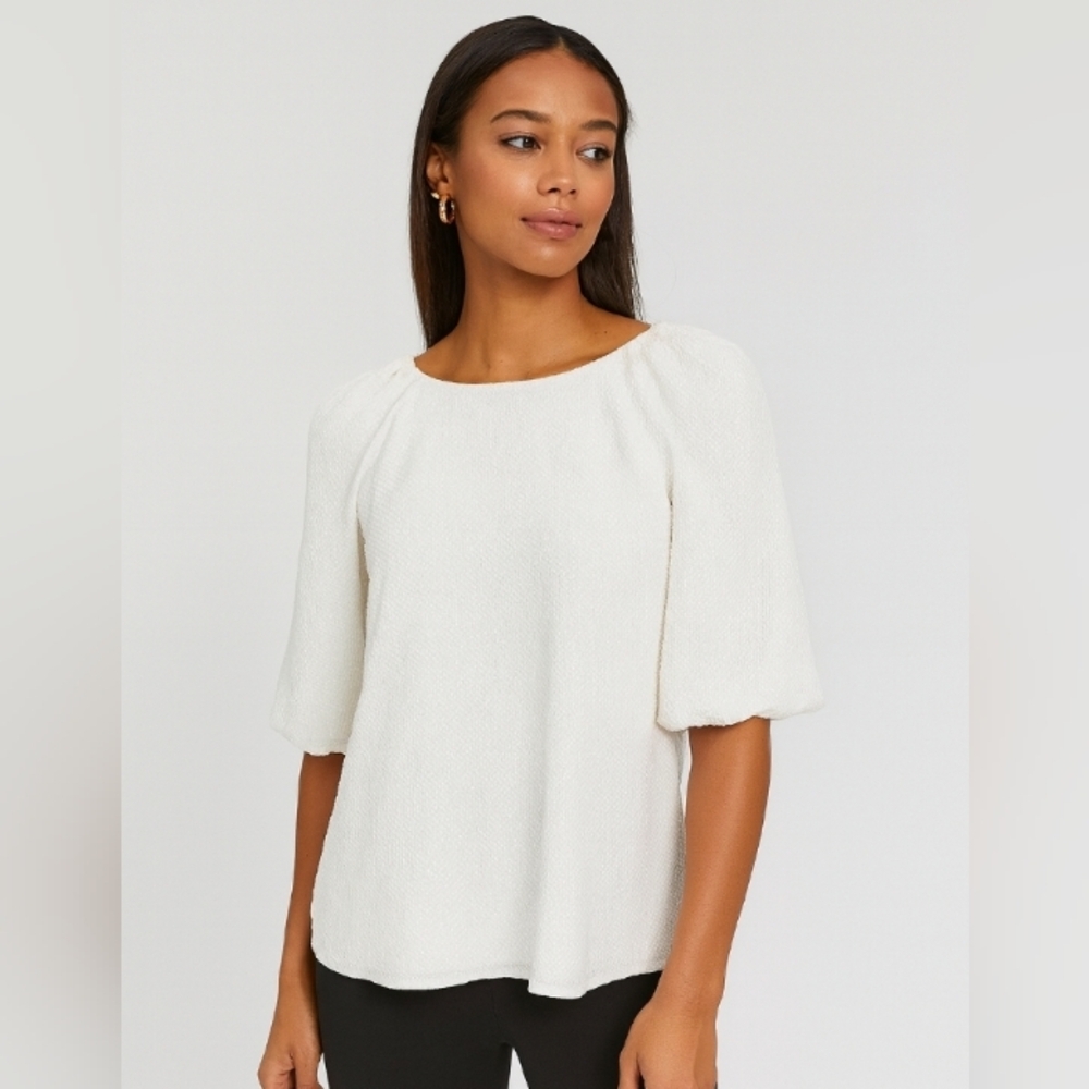 Women’s White Textured Puff Sleeve Top